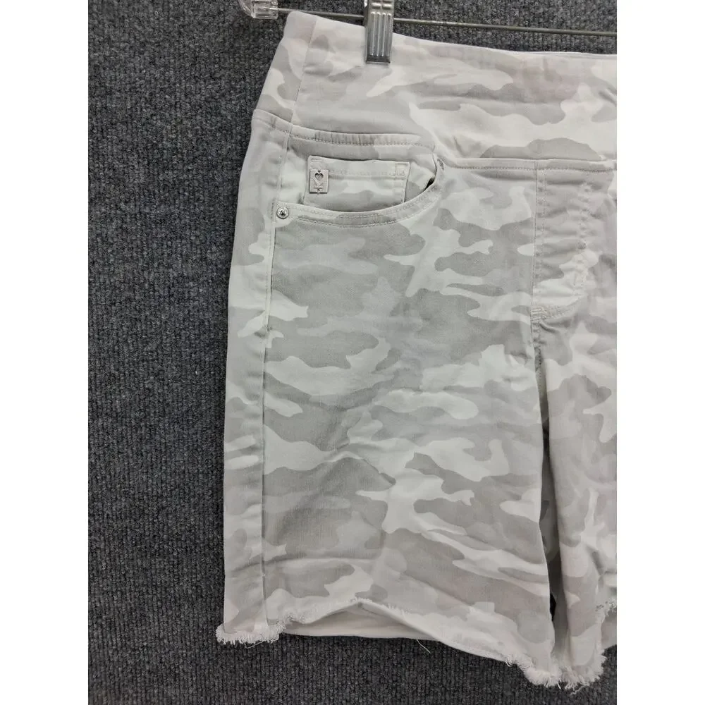 Belle By Kim Gravel Shorts Womens Size 6 White Grey Camo Camouflage - Picture 2 of 10